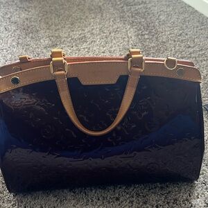 Beautiful like new Louis Vuitton bag